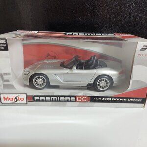 2003 SILVER BLACK DODGE VIPER SRT-10 MAISTO PREMIERE DC 1:24 DIE-CAST 2012 NEW